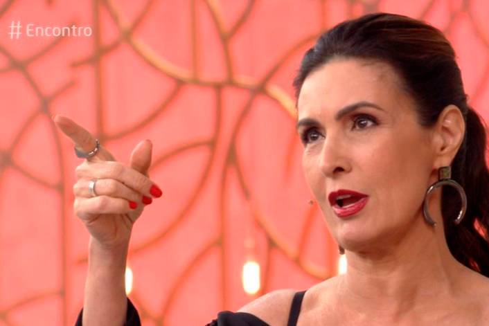 Fátima Bernardes pede desculpas ao vivo após gafe no ‘Encontro’