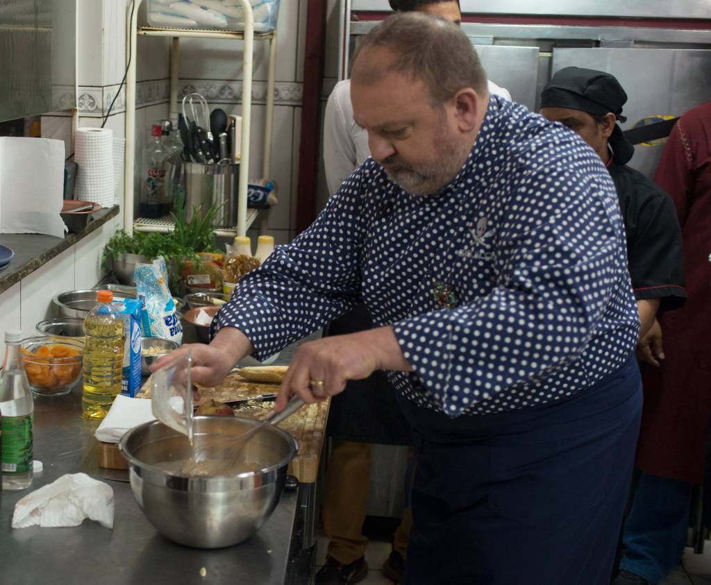Erick Jacquin passa mal no último episódio de Pesadelo Na Cozinha