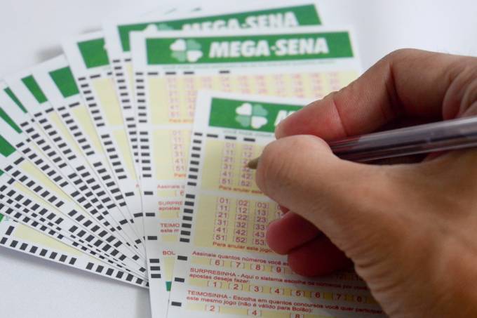 Mega-Sena deste sábado paga prêmio acumulado de R$ 300 milhões
