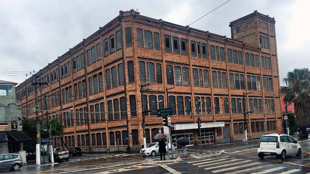 Mooca tem túnel esquecido no Cotonifício Rodolfo Crespi