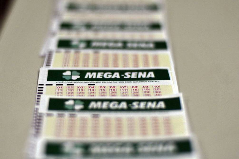 Mega-Sena pode pagar R$ 30 milhões neste sábado (11)