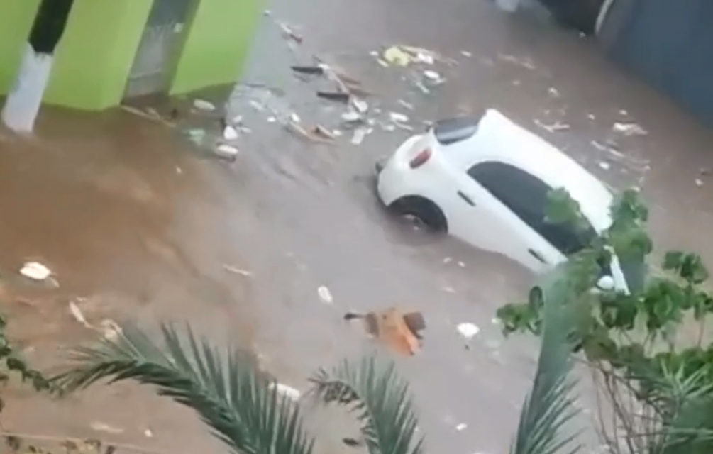 Duas pessoas morrem durante as chuvas na Grande São Paulo