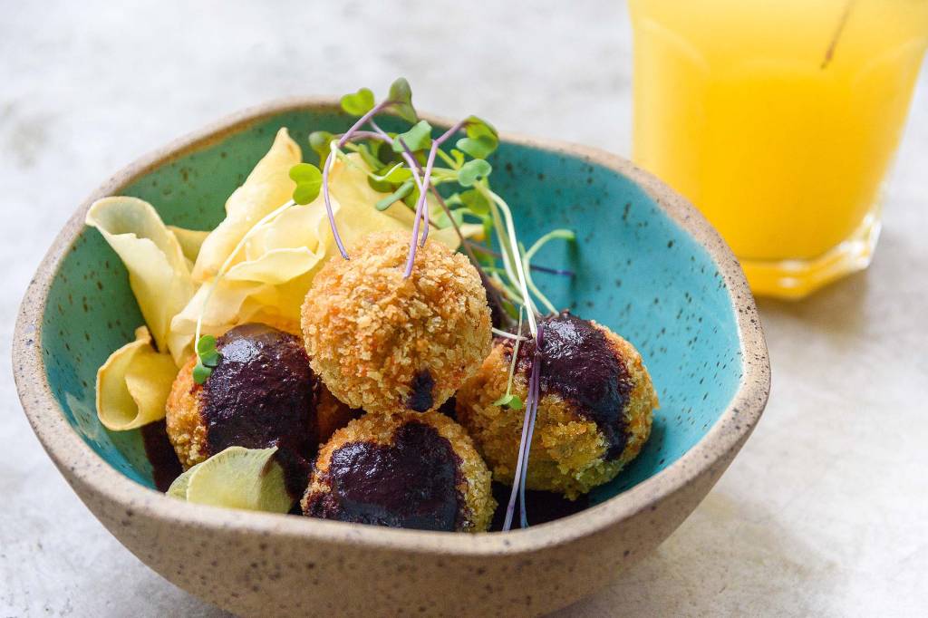 Quatro bons petiscos feitos com pescados