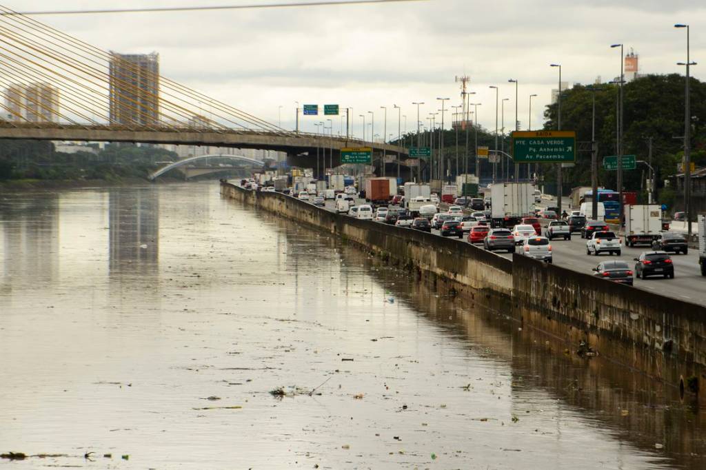 Governo paulista libera R$ 20 milhões para recuperar estragos da chuva