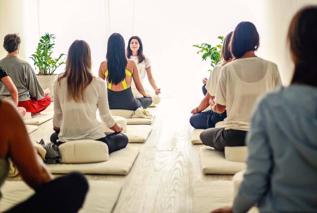 Uma academia de meditação