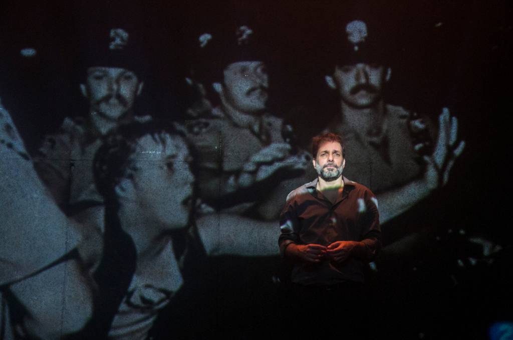 Três Maneiras de Tocar no Assunto