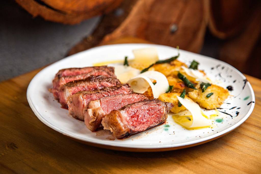 Quatro restaurantes para se comer bife de chorizo