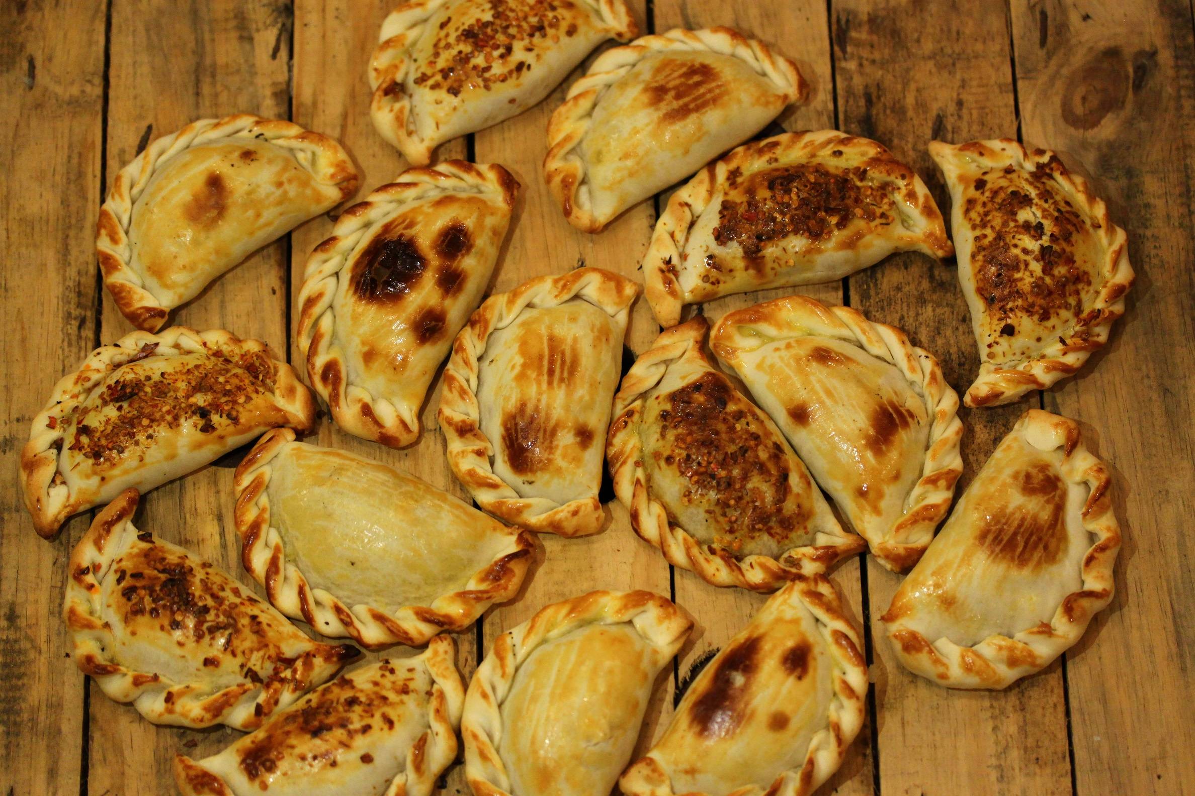 Onde encontrar as empanadas mais saborosas da cidade