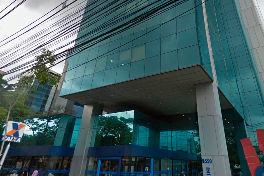 Coronavírus: prédio divulga comunicado restringindo circulação de chineses