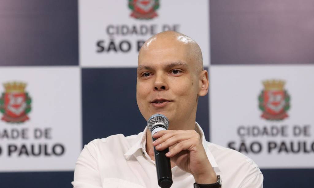 Bruno Covas piora e é diagnosticado com líquido nos pulmões e abdômen