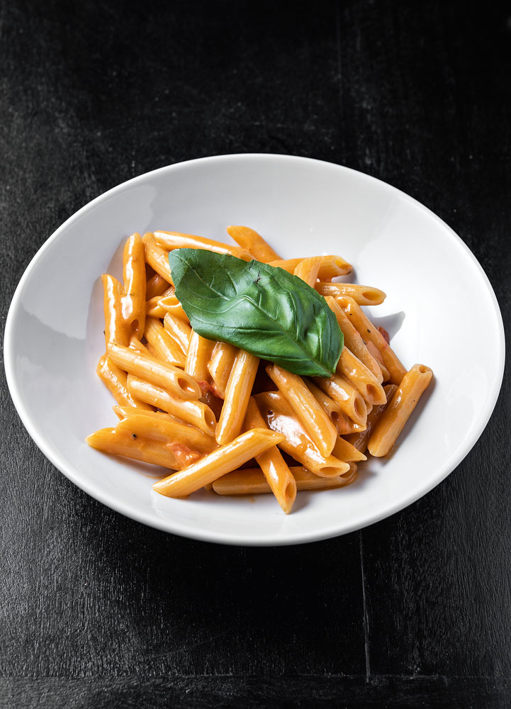 Gero Panini, do Grupo Fasano, entrega massas e sandubas em casa