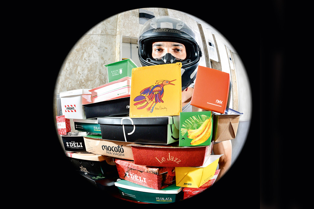 Como o delivery de comida mudou a rotina da cidade