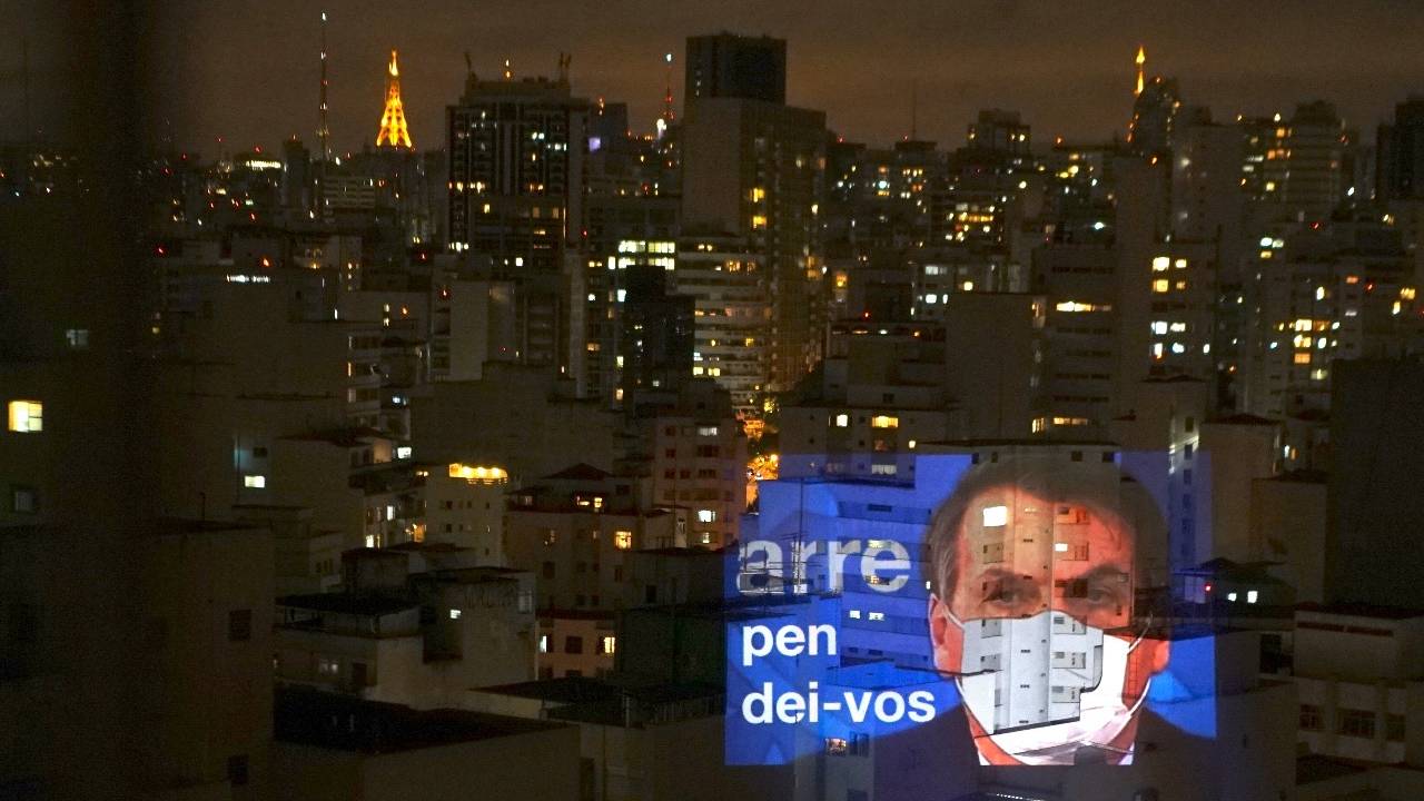 Projeções Projetemos
