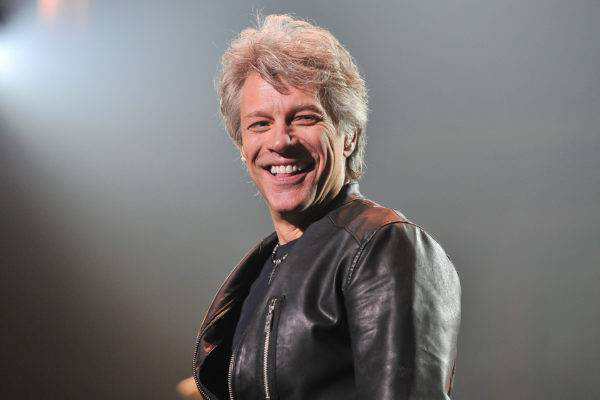 Jon Bon Jovi coloca mansão de 20 milhões à venda; veja fotos