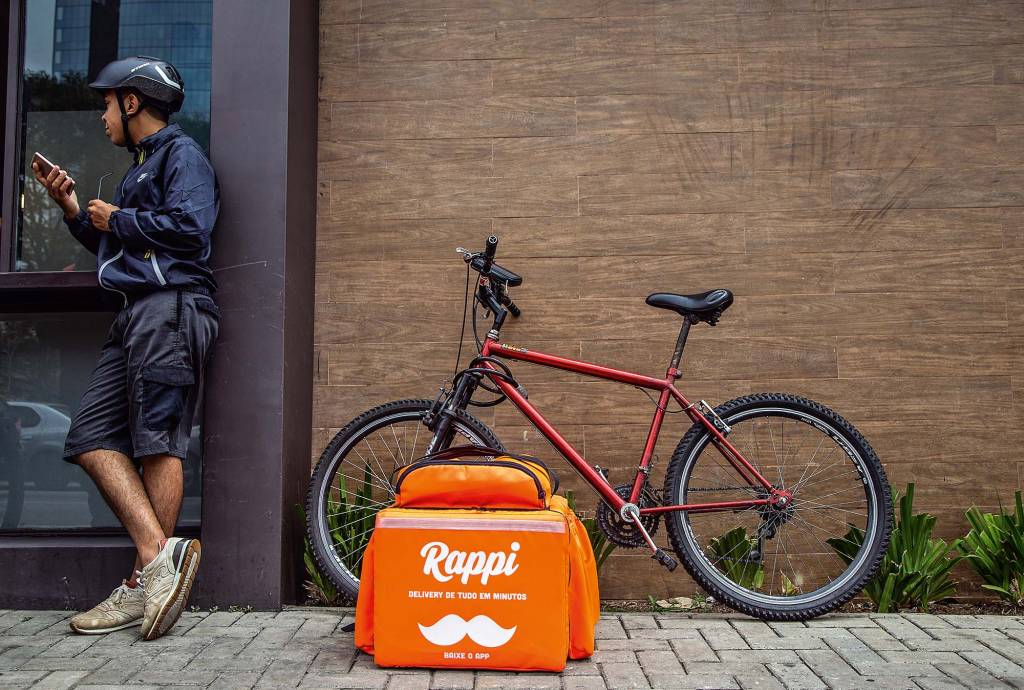 Durante a pandemia, entregadores de delivery ganham mais gorjetas