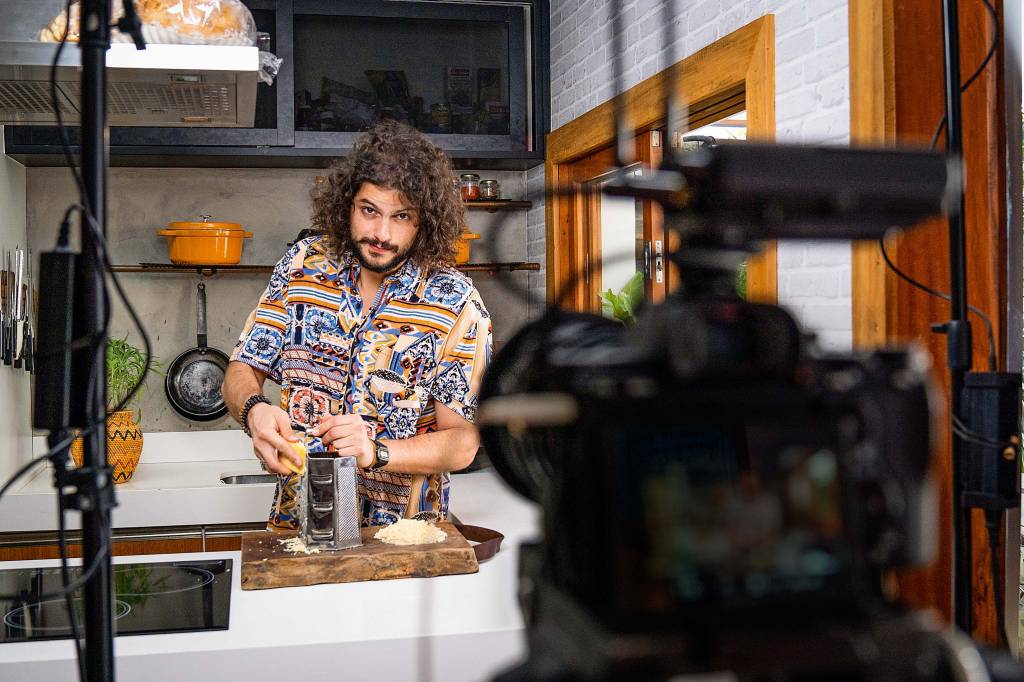 Mohamad Hindi: um campeão de audiência do YouTube