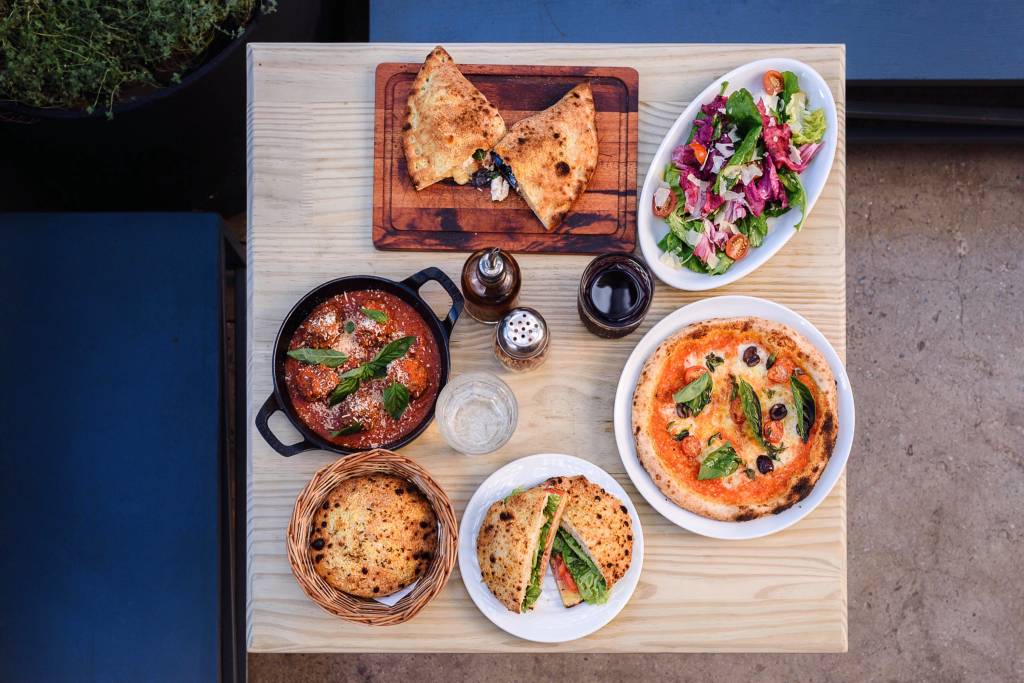 Pizzaria Carlos lança delivery de pratos de almoço