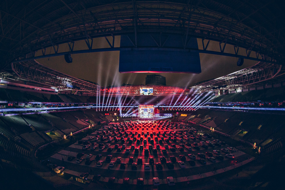 Maiara e Maraisa se apresentam no Arena Sessions