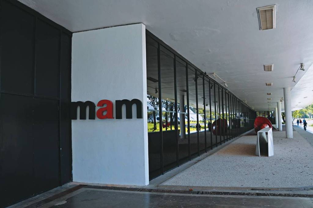 MAM oferece cursos online para aprofundar conhecimento sobre arte e cultura