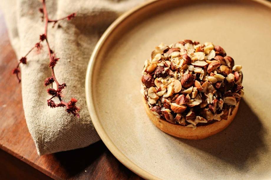 Tortinha de avelã com chocolate: sugestão da confeiteira