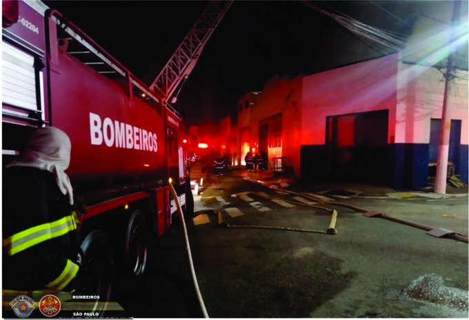 Incêndio em fábrica