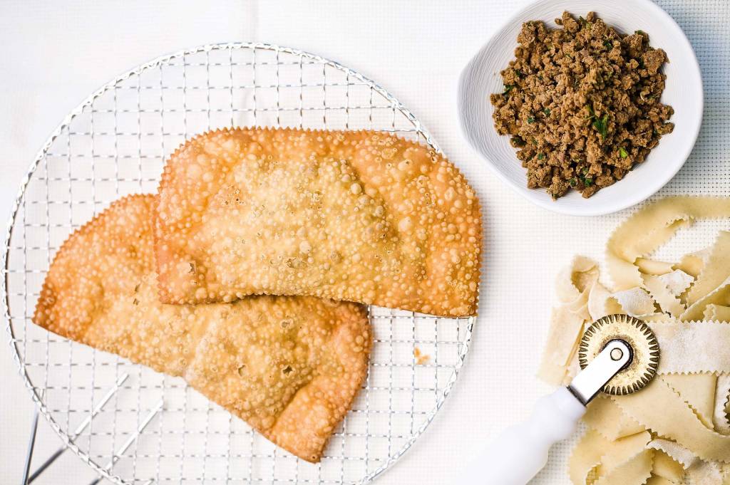 Os apetitosos pastéis da Yoka já podem ser provados de novo no salão