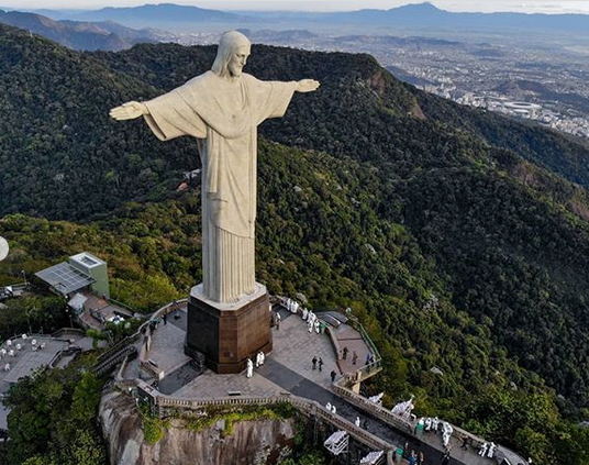 Pontos turísticos do Rio reabrem hoje com restrições