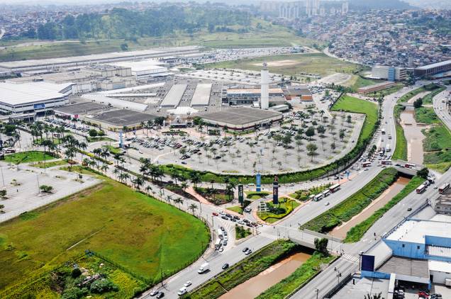 Shoppings Aricanduva e Interlagos: parte do "império" Savoy Shoppings Aricanduva e Interlagos: parte do "império" Savoy