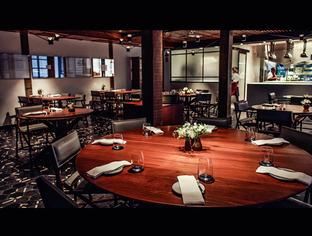 Tuju sai de cena para dar lugar ao Tujuína