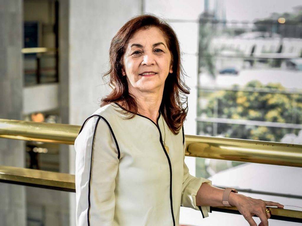 Evangélica, Marta Costa defendeu abertura de igrejas na quarentena