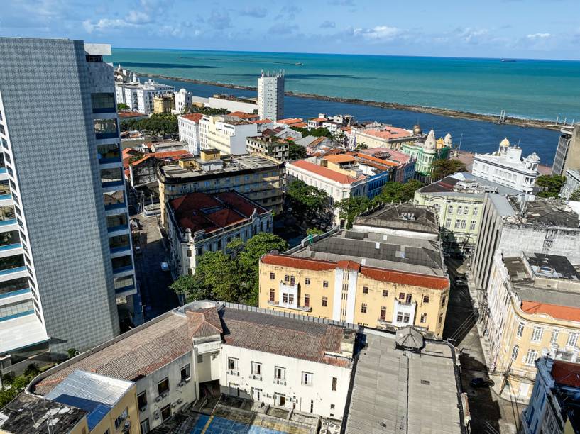 Casarios no Recife Antigo: reformas internas podem esperar anos por uma aprova&ccedil;&atilde;o