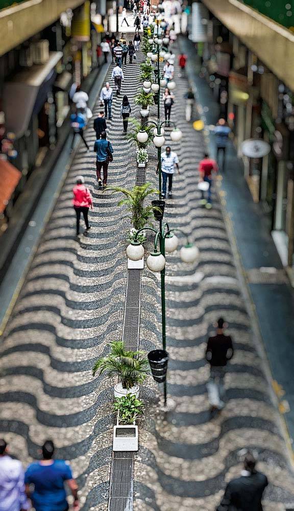 São Paulo autoriza uso de estacionamentos por bares e restaurantes