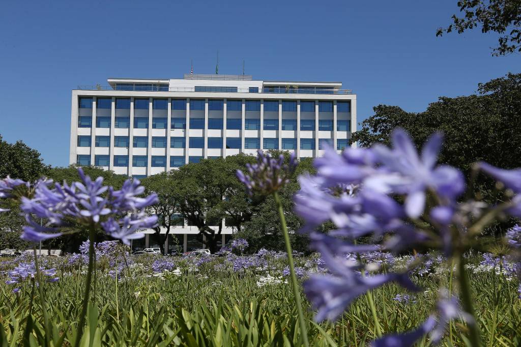 Fuvest divulga lista de cursos mais concorridos no vestibular 2021