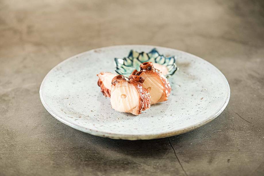 Polvo fatiado: tempero só de sal Polvo fatiado: tempero só de sal