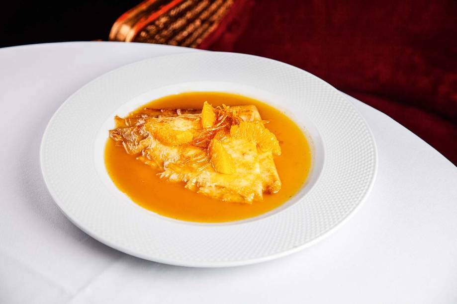 O crepe suzette de Jacquin é o melhor da cidade O crepe suzette de Jacquin é o melhor da cidade