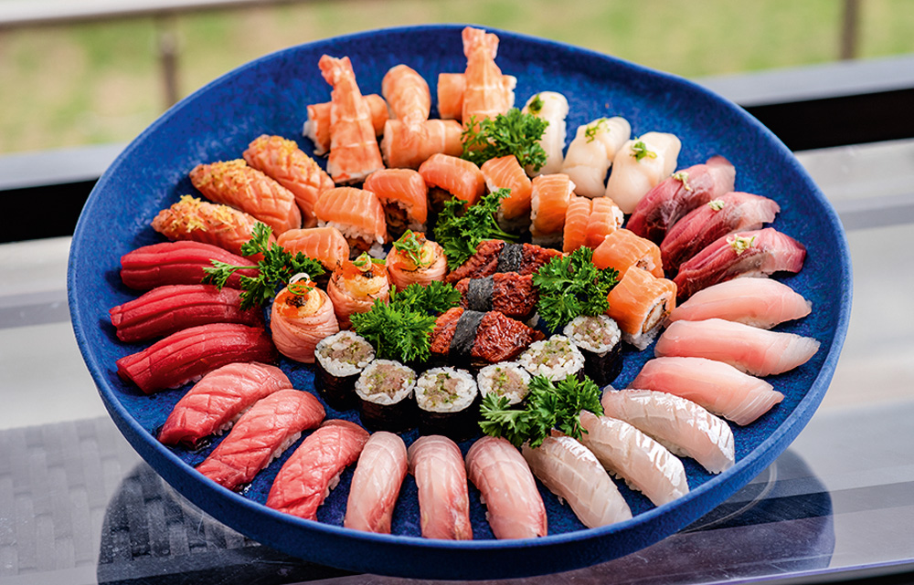 Ceia – By Koji By Koji: combinado com atum de sushi gordo, barriga de salmão e outras opções
