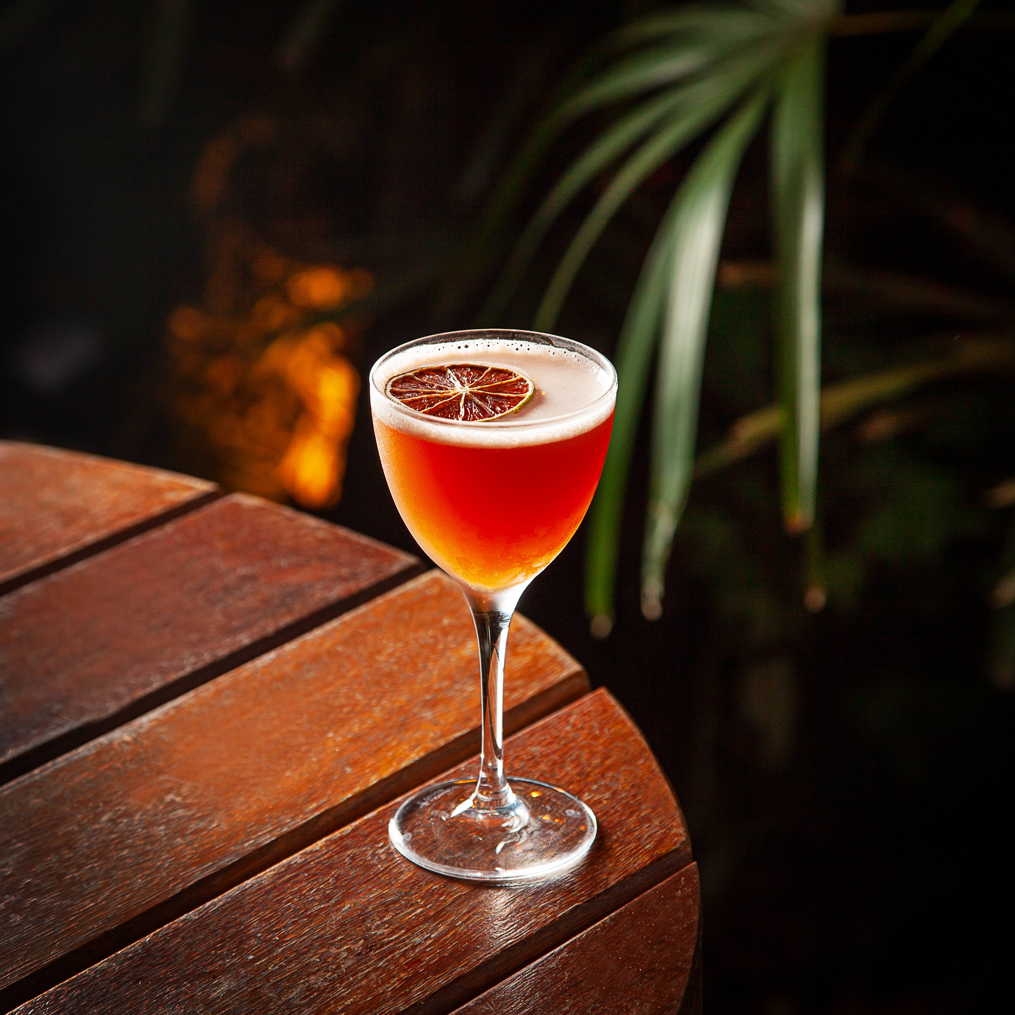 Guilhotina mostra que dá para fazer drinques de cachaça além da caipirinha