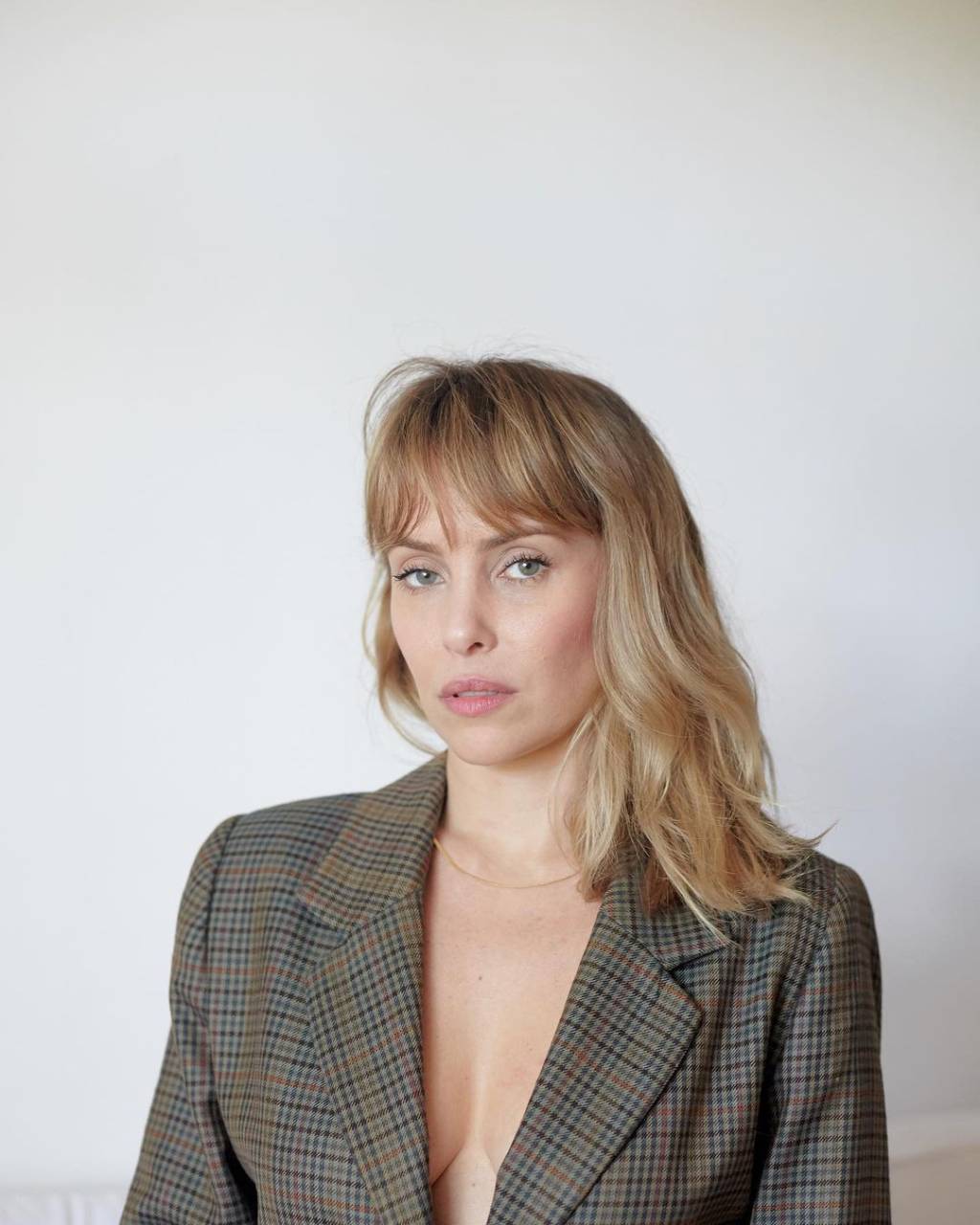 Fernanda Nobre abre o jogo sobre seu relacionamento aberto