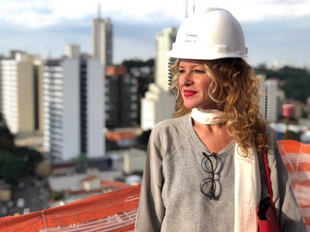 Morre Carol Bueno, arquiteta e sócia-fundadora do Triptyque, aos 46 anos