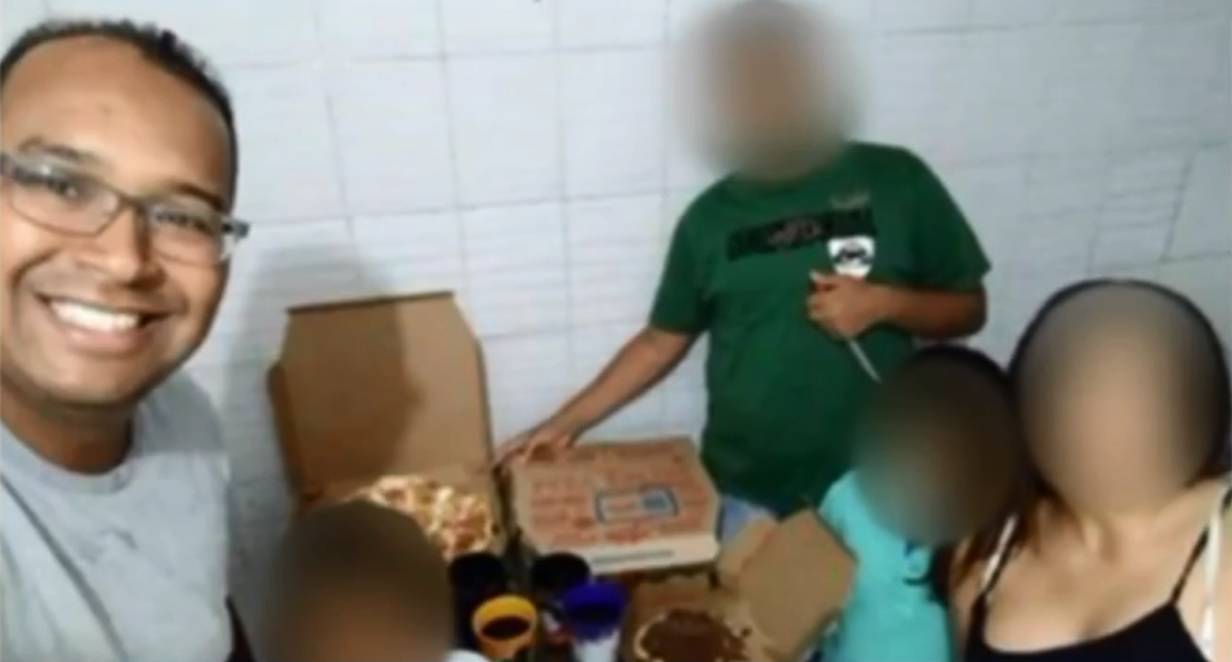Motoristas de app fazem carreata em protesto a assassinato de colega