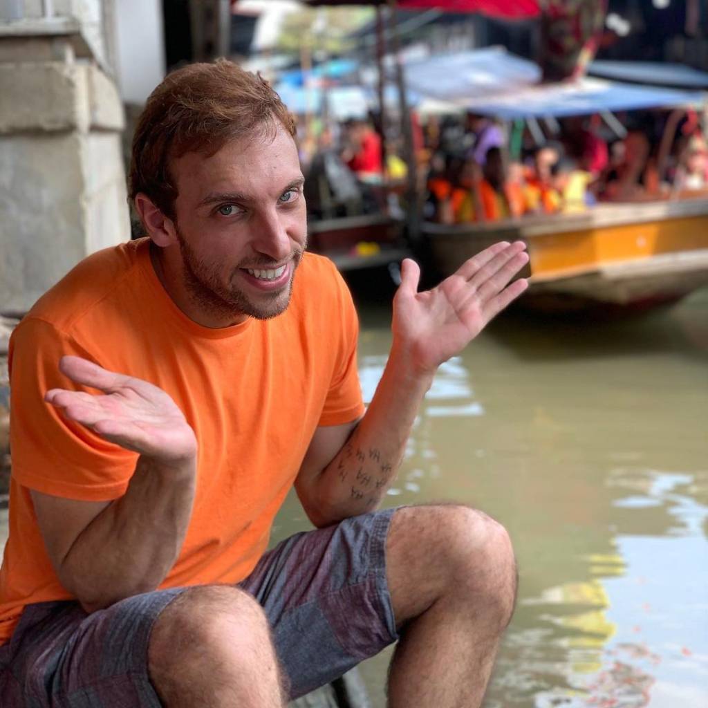 Justiça proíbe Léo Lins de fazer piadas sobre minorias