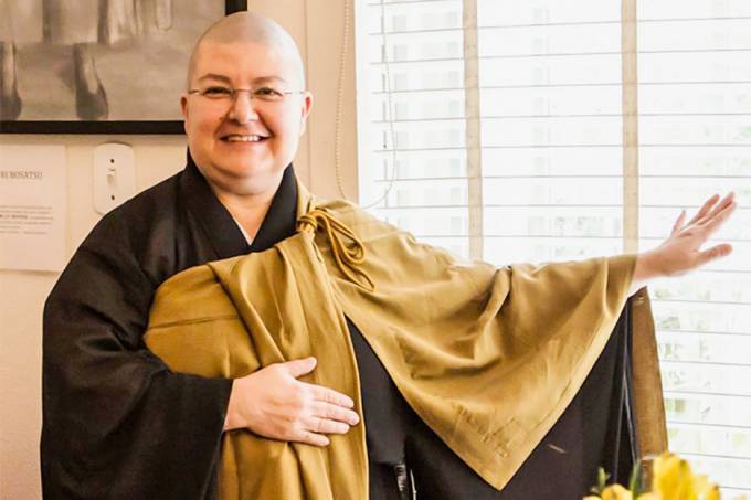 Monja Zentchu, discípula da Monja Coen: no tempo livre, conduz lives sobre religiosidade no Instagram.