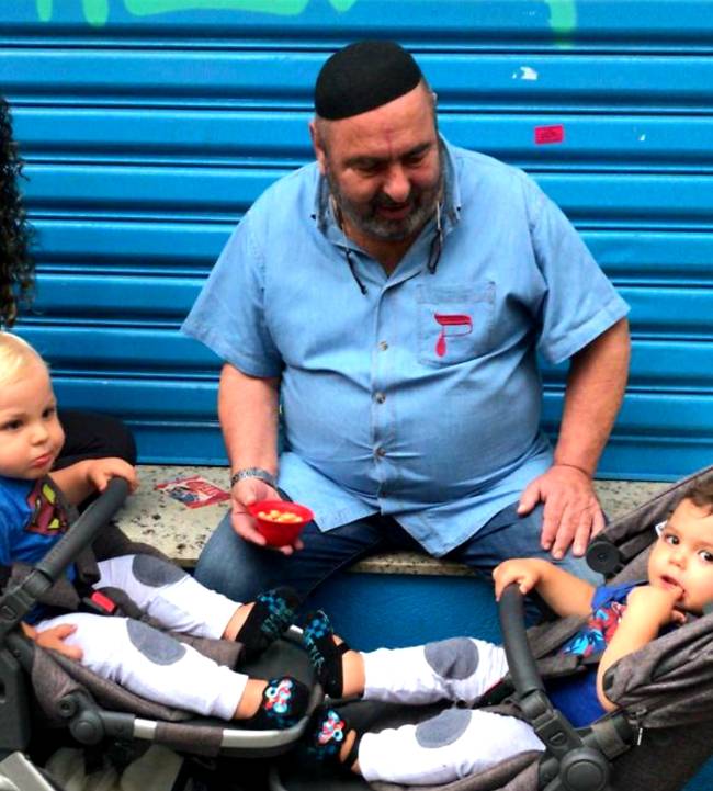 Ben Zion Berlovich e netos Ben Zion Berlovich e netos
