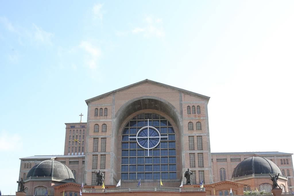 Com 70% de desempregados, município de Aparecida pede doações