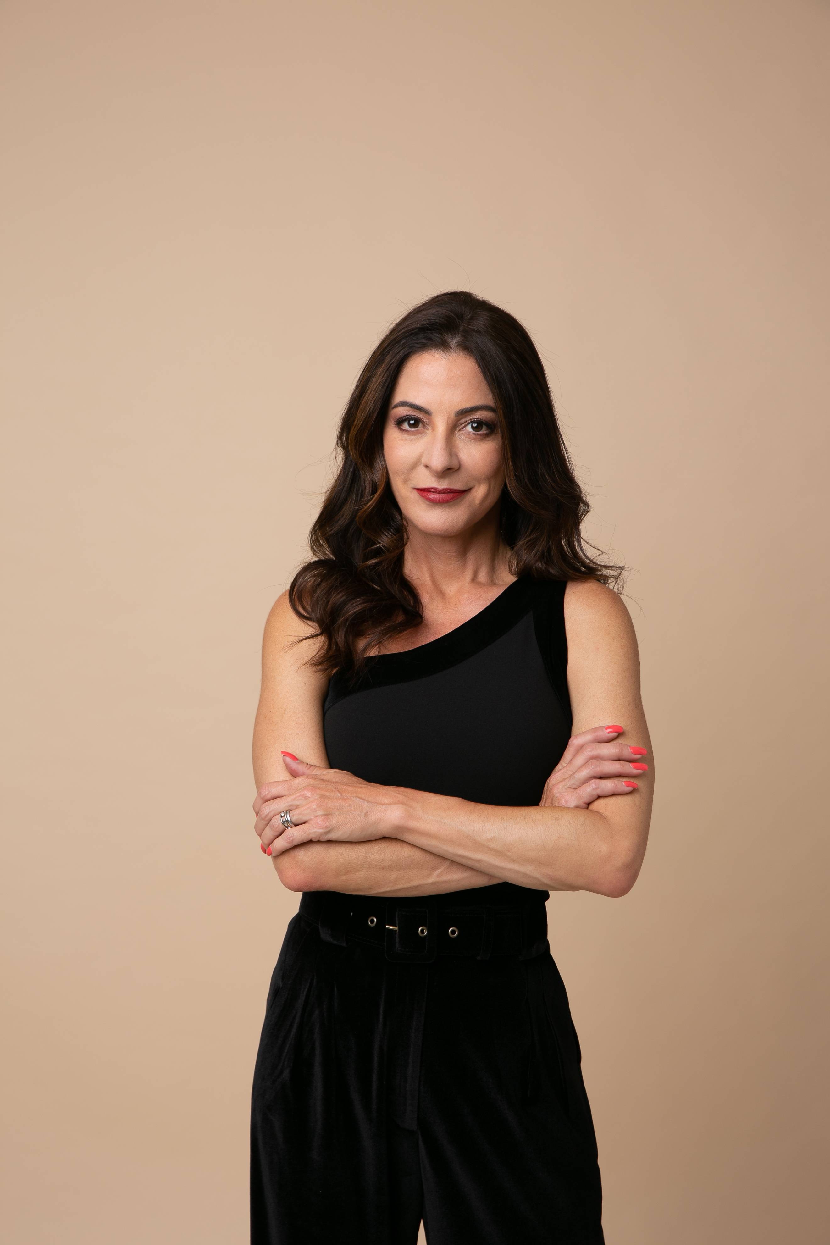 Ana Paula Padrão deixa a Band após 10 anos no comando do MasterChef