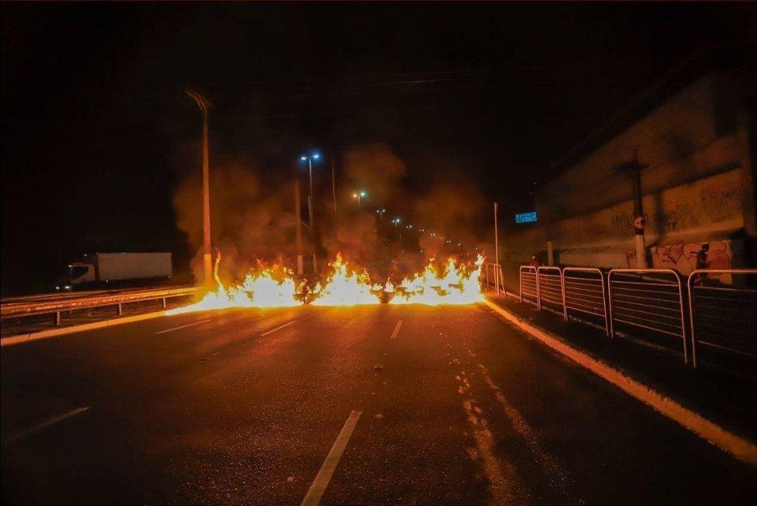 Protesto na Radial Leste pede mais vacinas