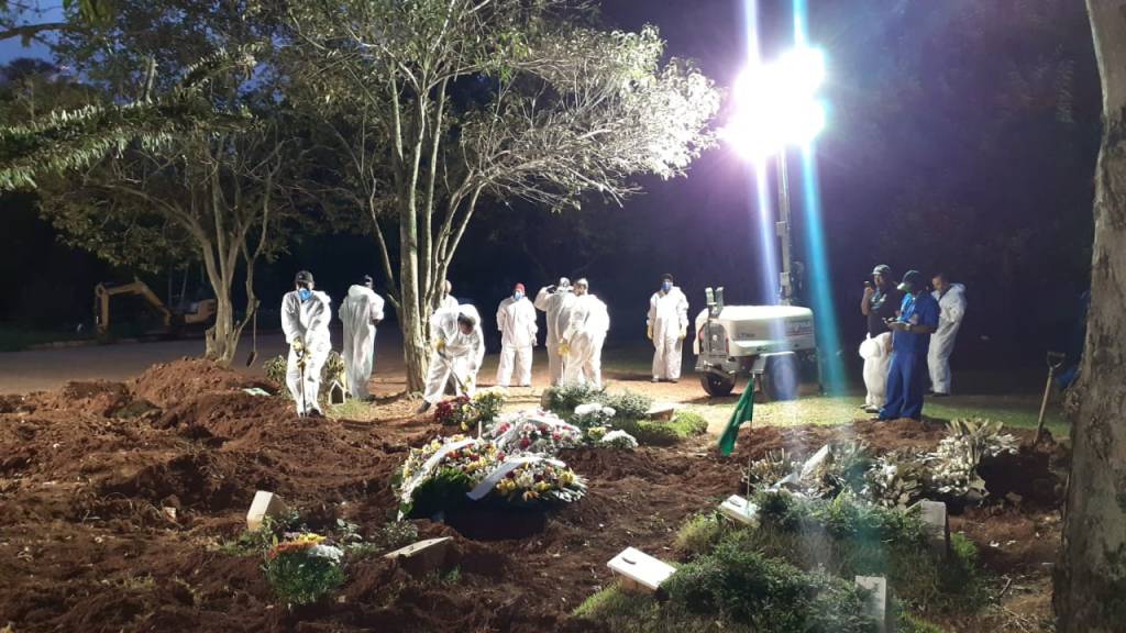 Cemitério Vila Nova Cachoeirinha fecha por falta de covas, diz sindicato