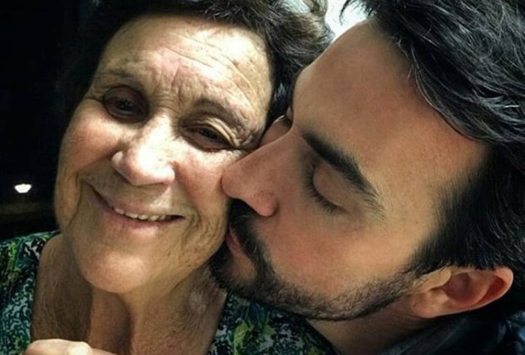 Morre Ana Maria, mãe do Padre Fábio de Melo, vítima da Covid-19
