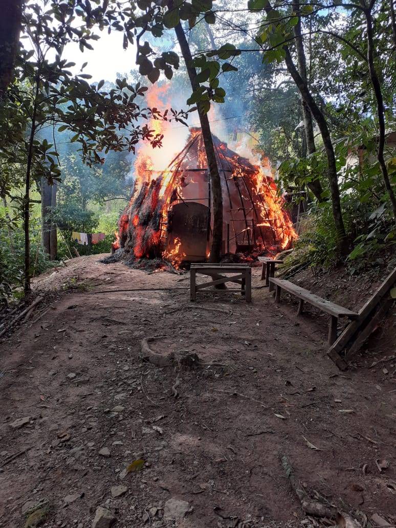 Em Guarulhos, duas casas de reza indígenas são incendiadas em aldeia