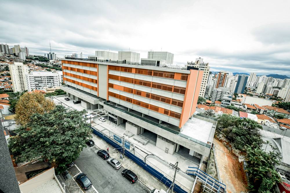 Prometido para ser entregue em 2014, Hospital Cotoxó atrasa mais uma vez